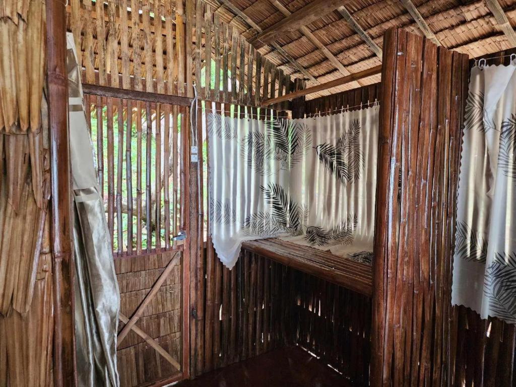 Backpackers Island El Nido Hotell Exteriör bild